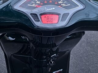 2021 Vespa Sprint, зелёный, 475000 рублей, вид 3