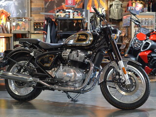 2026 Royal Enfield Classic 650, чёрный, 732000 рублей, вид 2