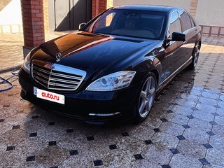 2010 Mercedes-Benz S-Класс 500 V (W221) Рестайлинг, чёрный, 1600000 рублей, вид 1