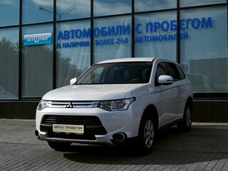 2014 Mitsubishi Outlander III, белый, 1335000 рублей, вид 1