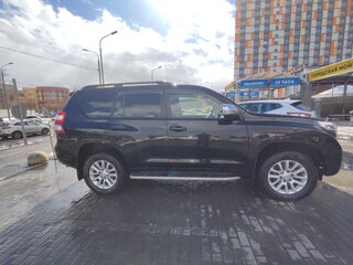 2014 Toyota Land Cruiser Prado 150 Series Рестайлинг 1, чёрный, 3450000 рублей, вид 5