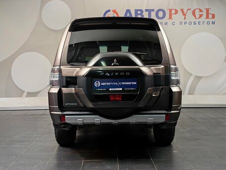 2014 Mitsubishi Pajero IV Рестайлинг 2, коричневый, 2033000 рублей, вид 4