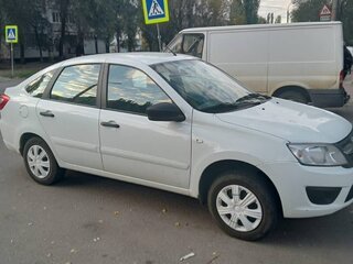 2018 Lada (ВАЗ) Granta I, белый, 650000 рублей, вид 2