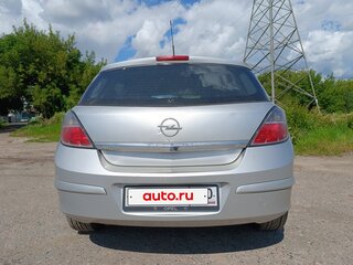2007 Opel Astra H Рестайлинг, серебристый, 180000 рублей, вид 5