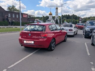 2012 BMW 1 серии 118i II (F20/F21), красный, 1400000 рублей, вид 3