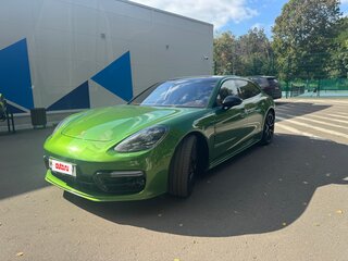 2018 Porsche Panamera GTS Sport Turismo II, зелёный, 8300000 рублей, вид 1