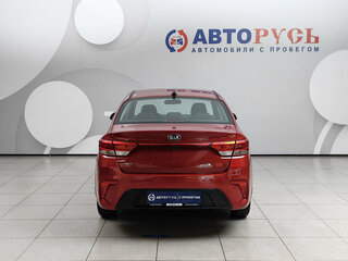 2017 Kia Rio IV, красный, 1334000 рублей, вид 4