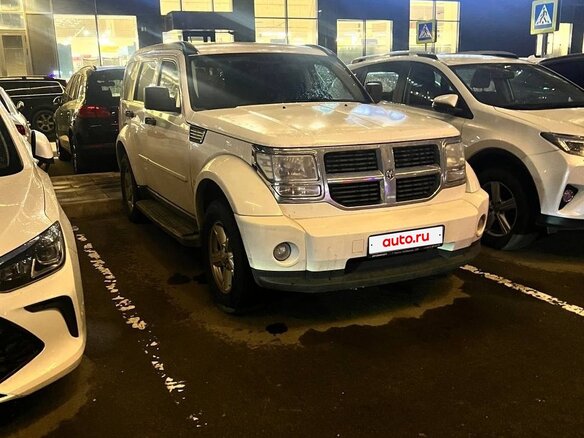2007 Dodge Nitro, белый, 1550000 рублей - вид 1