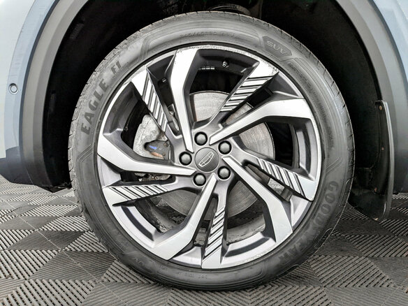 2023 Geely Monjaro I, серый, 3375000 рублей - вид 17