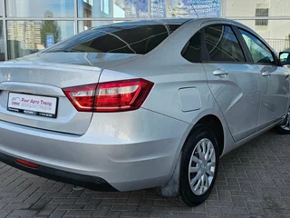 2018 Lada (ВАЗ) Vesta I, серебристый, 869000 рублей, вид 2