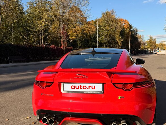 2018 Jaguar F-Type R I Рестайлинг, красный, 7600000 рублей - вид 5