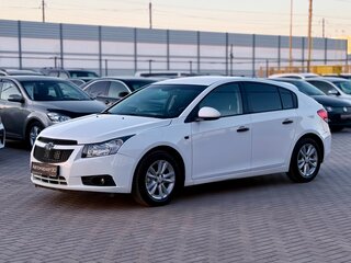 2012 Chevrolet Cruze I, белый, 879990 рублей, вид 3
