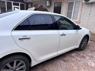 2016 Toyota Camry VII (XV50) Рестайлинг, белый, 1900000 рублей, вид 5
