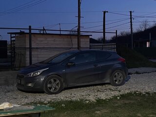 2013 Kia Ceed II, серый, 1090000 рублей, вид 2