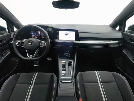 2022 Volkswagen Golf VIII, серый, 1990000 рублей, вид 5