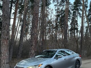 2024 Lexus ES 300h VII Рестайлинг, серый, 5500000 рублей, вид 3