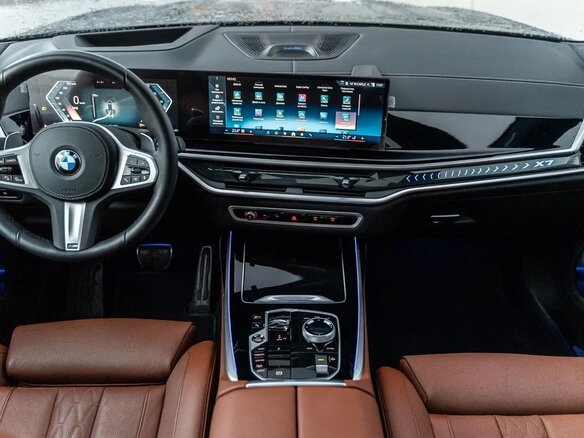 2024 BMW X7 40i I (G07) Рестайлинг, чёрный, 13890000 рублей - вид 12