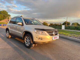 2011 Volkswagen Tiguan I, серебристый, 950000 рублей, вид 2