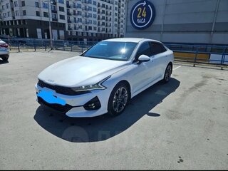 2021 Kia K5 III, белый, 2450000 рублей, вид 1