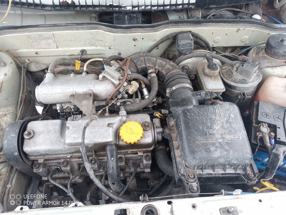 2004 Lada (ВАЗ) 2115, серебристый, 105000 рублей - вид 8