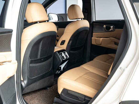 2021 Kia Sorento IV, белый - вид 10