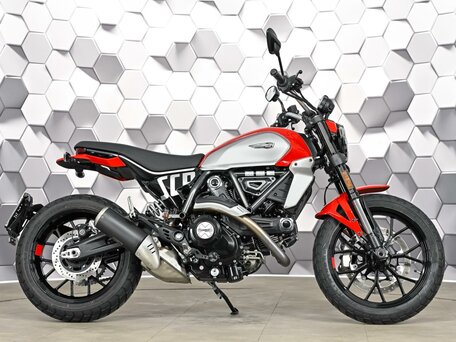 2024 Ducati Scrambler 800, красный, 979000 рублей, вид 3