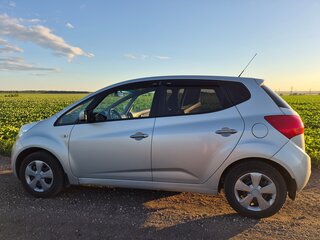 2013 Kia Venga 5-speed I, серый, 820000 рублей, вид 5