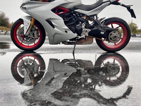 2019 Ducati Supersport, белый, 890000 рублей, вид 1