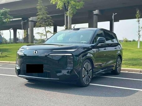 2025 Denza N8L, чёрный, вид 1