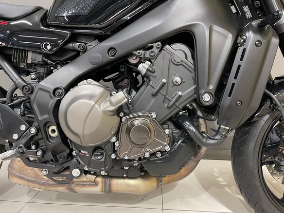 2022 Yamaha XSR900, чёрный, 1070000 рублей - вид 9