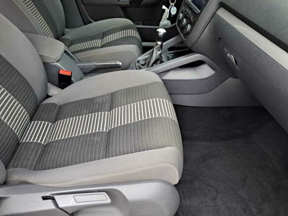2007 Volkswagen Golf V, серебристый, 500000 рублей - вид 4