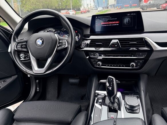 2018 BMW 5 серии 520d VII (G30/G31/G38), чёрный, 3300000 рублей - вид 6