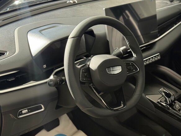 2026 Geely Coolray I Рестайлинг 2, серый, 2774990 рублей - вид 10
