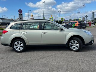 2010 Subaru Outback IV, золотистый, 1625000 рублей, вид 2