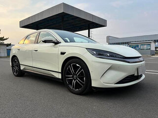2025 BYD Qin L, белый, 1950000 рублей, вид 3