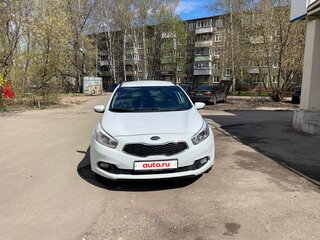 2014 Kia Ceed II, белый, 799000 рублей, вид 2