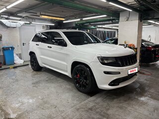 2013 Jeep Grand Cherokee SRT IV (WK2) Рестайлинг, белый, 3650000 рублей, вид 5