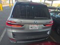 2025 BMW X7 40i I (G07) Рестайлинг, серый - вид 5