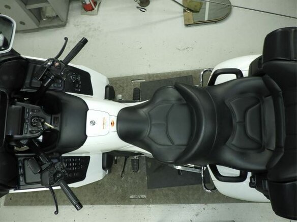 2013 Honda GL 1800 Gold Wing, белый, 1400000 рублей - вид 10