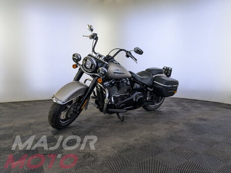 2017 Harley-Davidson Heritage Classic, белый, 1349000 рублей, вид 3