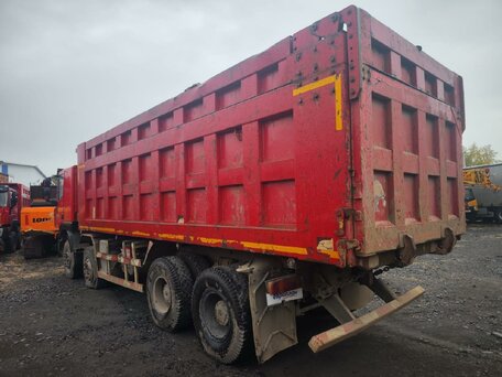 2021 IVECO-Hongyan 8x4 (CQ3406), красный, 1521000 рублей, вид 4