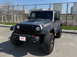 2017 Jeep Wrangler III (JK), серый, 4000000 рублей, вид 5
