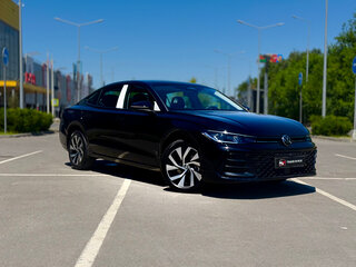 Volkswagen Passat (North America and China) Pro I