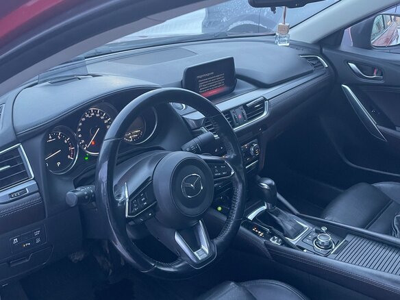 2016 Mazda 6 III (GJ) Рестайлинг, красный, 1850000 рублей - вид 9