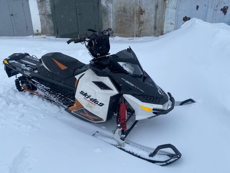2011 BRP Ski-Doo Summit 800, белый, 650000 рублей, вид 1