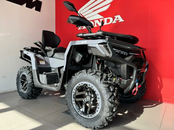 2025 HND QRX 650, красный, 879900 рублей