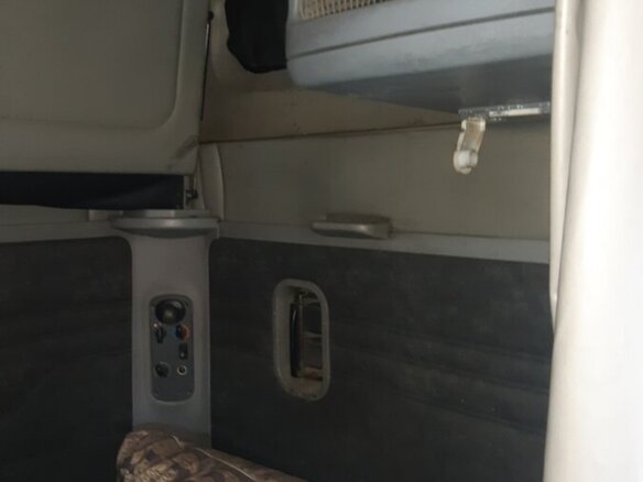 2000 Freightliner Columbia, чёрный, 1500000 рублей - вид 7