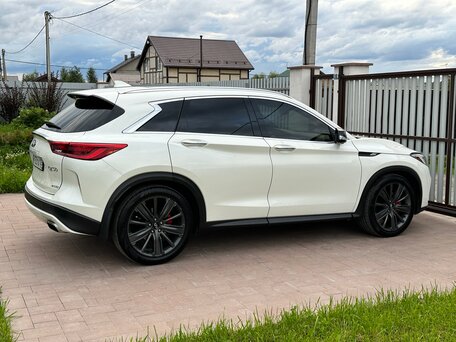 2019 Infiniti QX50 II, белый, 2850000 рублей, вид 2