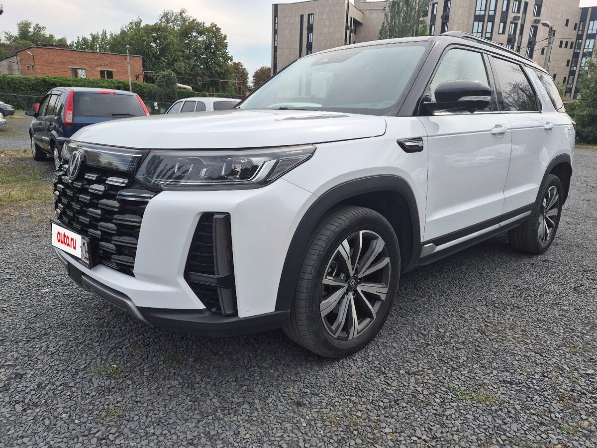 Открыть фотографии: Changan CS95 I Рестайлинг
