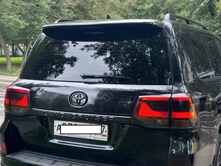 2014 Toyota Land Cruiser 200 Series Рестайлинг 1, чёрный, 4750000 рублей, вид 5